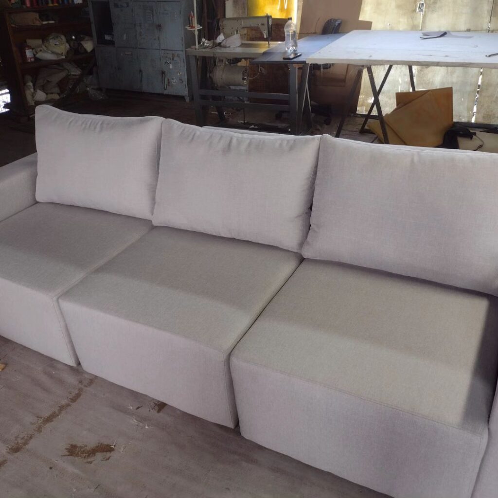 troca-de-tecido-de-sofa.jpg